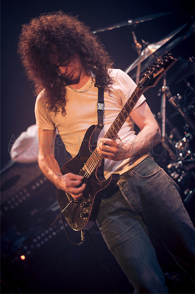 Patrick_Rondat_DivanDuMonde2012_25.jpg