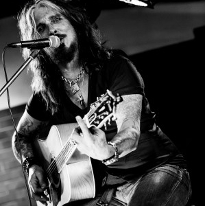 Big Noise Fest 2012 | John Corabi | Café 201