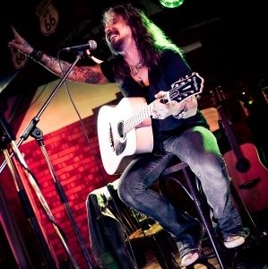 Big Noise Fest 2012 | John Corabi | Café 201