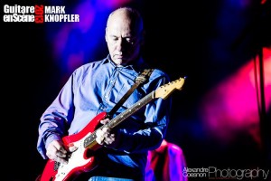 Mark Knopfler Guitare en scene 2013 – photographie Alexandre Coesnon