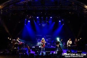 Ana Popovic-2 Guitare en scene 2014 – photographie Alexandre Coesnon