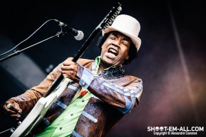 Ladell Maclin Guitare en scene 2014 – photographie Alexandre Coesnon