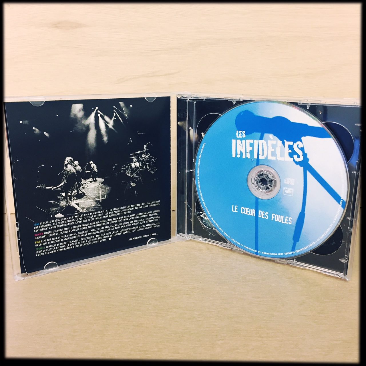 Les Infidèles, Le coeur des foules CD – photographie Alexandre Coesnon