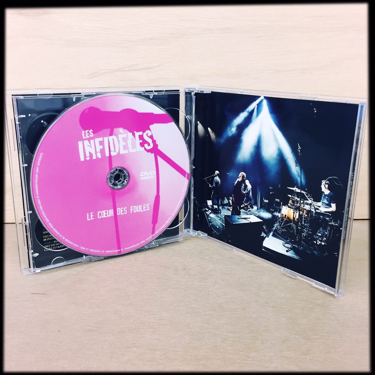 Les Infidèles, Le coeur des foules CD – photographie Alexandre Coesnon