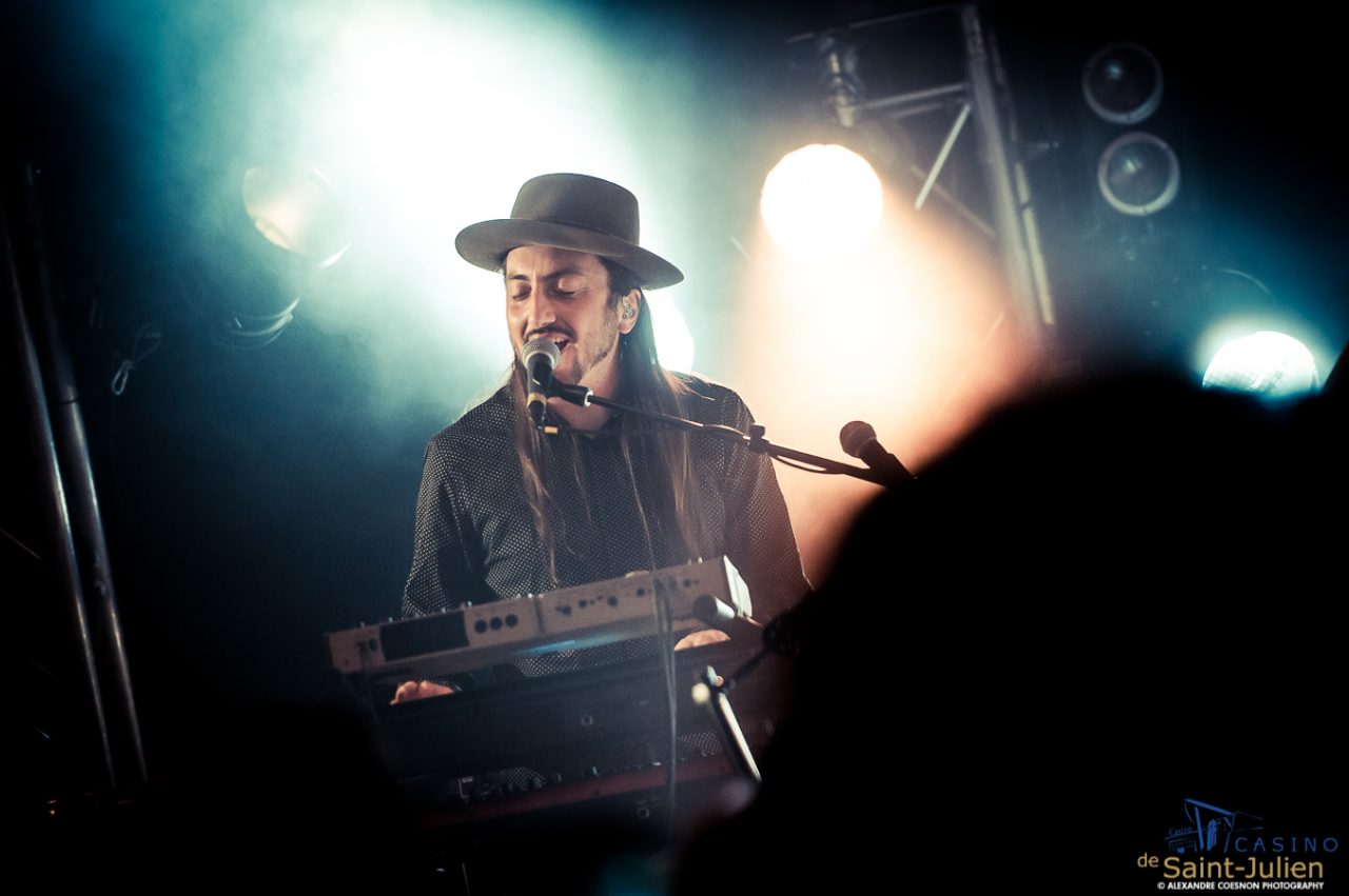 Flavia COELHO | Casino St Julien, 24.02.2016 – photographie Alexandre Coesnon