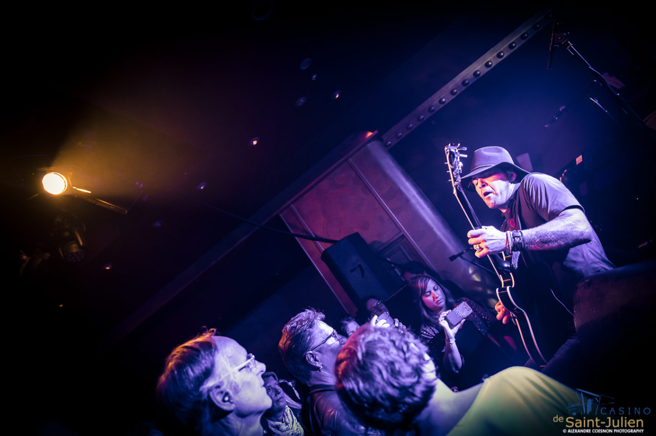 Manu LANVIN & the Devil Blues | Casino de St Julien, 07.10.2016 – photographie Alexandre Coesnon