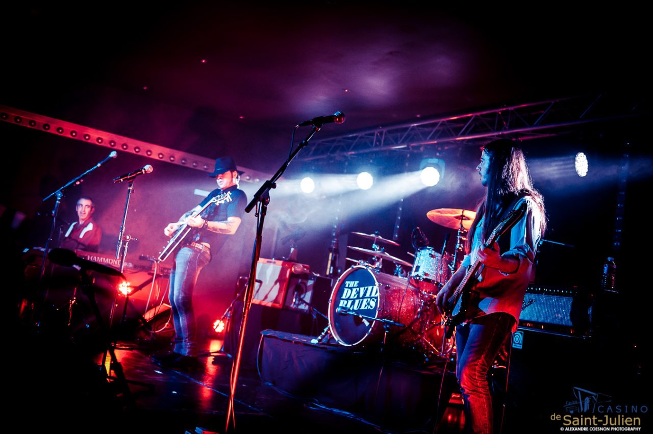 Manu LANVIN & the Devil Blues | Casino de St Julien, 07.10.2016 – photographie Alexandre Coesnon