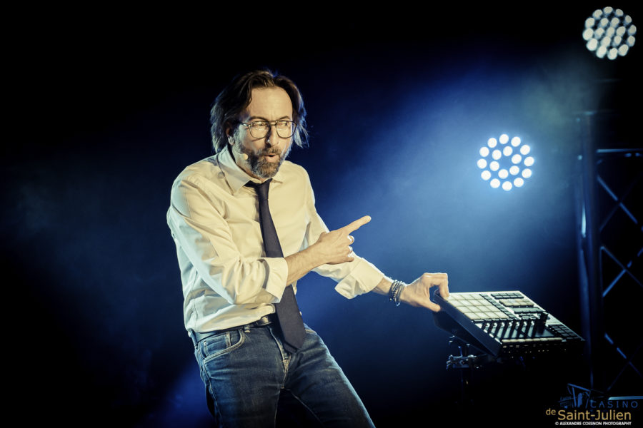 Alex Jaffray - "Le son d'Alex" | Casino de St Julien le 18.02.2022 – photographie Alexandre Coesnon