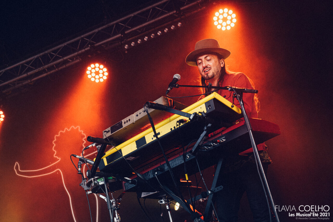 FLAVIA COELHO | Les Musical'Eté 2021, Annemasse – photographie Alexandre Coesnon