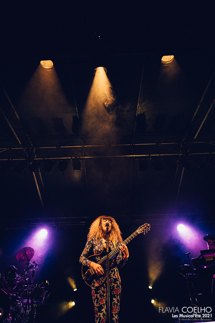 FLAVIA COELHO | Les Musical'Eté 2021, Annemasse – photographie Alexandre Coesnon