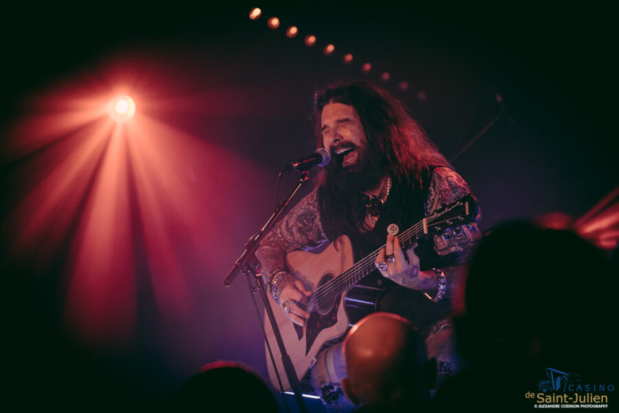 JOHN CORABI - Casino de St Julien le 15.12.2022 – photographie Alexandre Coesnon